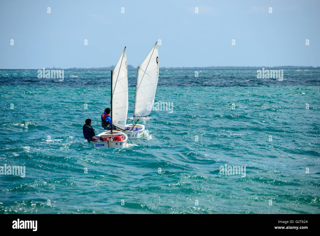 Barca a vela in Placencia Belize Foto Stock