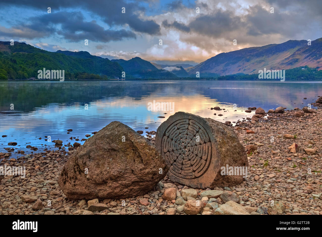 Keswick, Centenario della pietra, Derwentwater, Lake District, Cumbria, England, Regno Unito Foto Stock