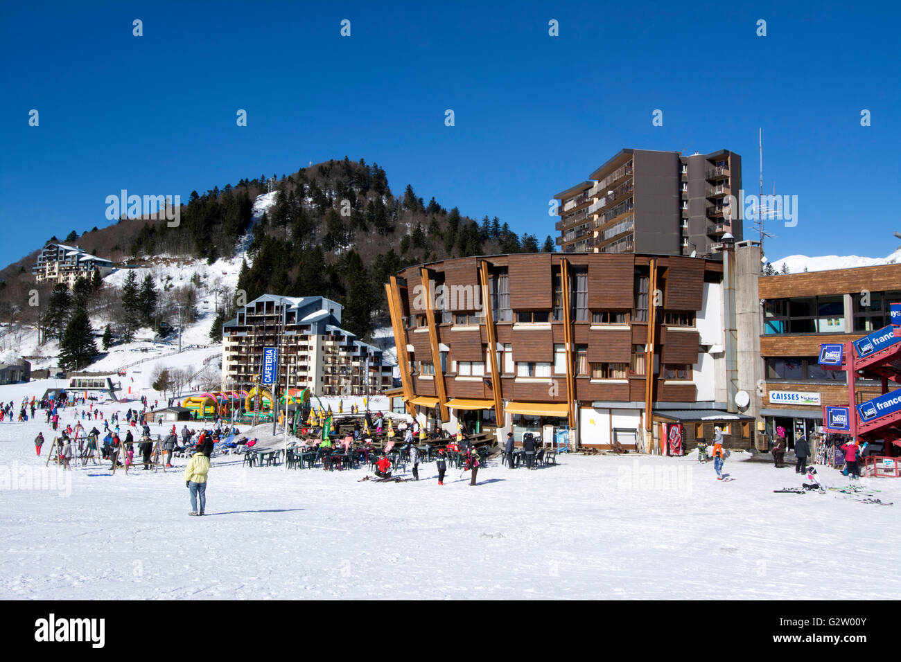 Stazione sciistica stazione, Super-Lioran, Laveissière, Auvergne parco naturale regionale, Cantal, Auvergne Francia, Europa Foto Stock