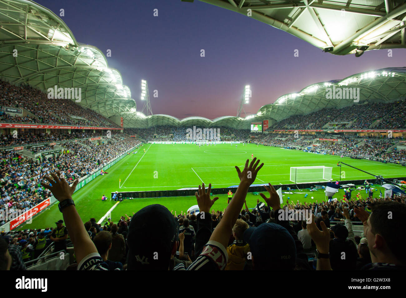 MELBOURNE, Australia - 17 Maggio: Vittoria di Melbourne prendere su Sydney FC nella stagione del decisore a-League Grand Final di derivazioni AAMI Park in me Foto Stock