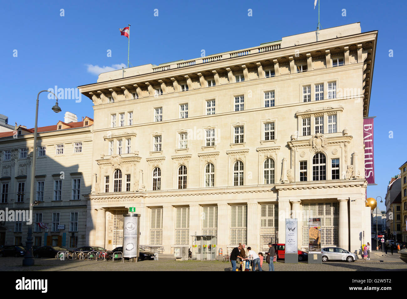 Freyung e corte costituzionale e di Bank Austria Kunstforum, Austria, Vienna Wien Foto Stock