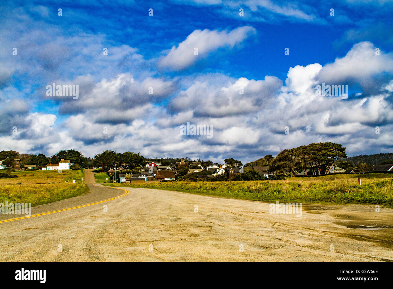 La città di Mendocino trovato lungo la California scenic Highway 1 sulla costa nord. Foto Stock