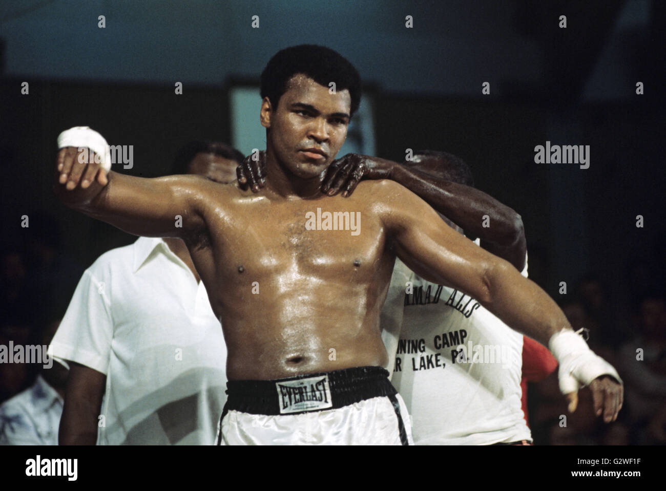Muhammad Ali è raffigurato durante la sua formazione tecnica alla lotta contro Richard Dunn nell'Olympiahalle a Monaco di Baviera il 25 maggio 1976. | Utilizzo di tutto il mondo Foto Stock