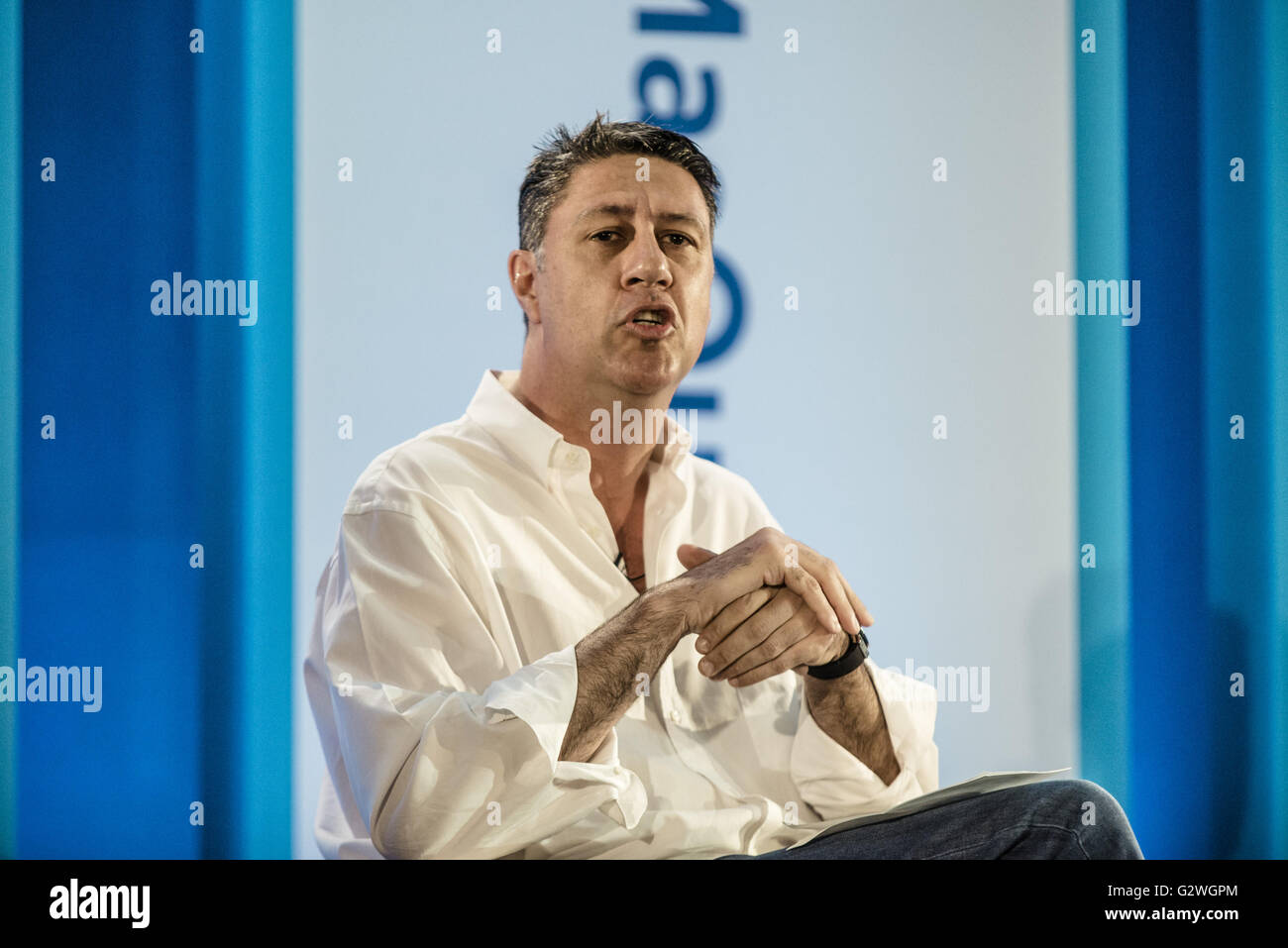 Barcellona, in Catalogna, Spagna. Il 4 giugno, 2016. XAVIER GARCIA ALBIOL, leader del PPC in parlamento catalano, parla durante la presentazione del PP del programma elettorale a Barcellona per il prossimo spagnolo elezioni generali del giugno 26 Credito: Matthias Oesterle/ZUMA filo/Alamy Live News Foto Stock