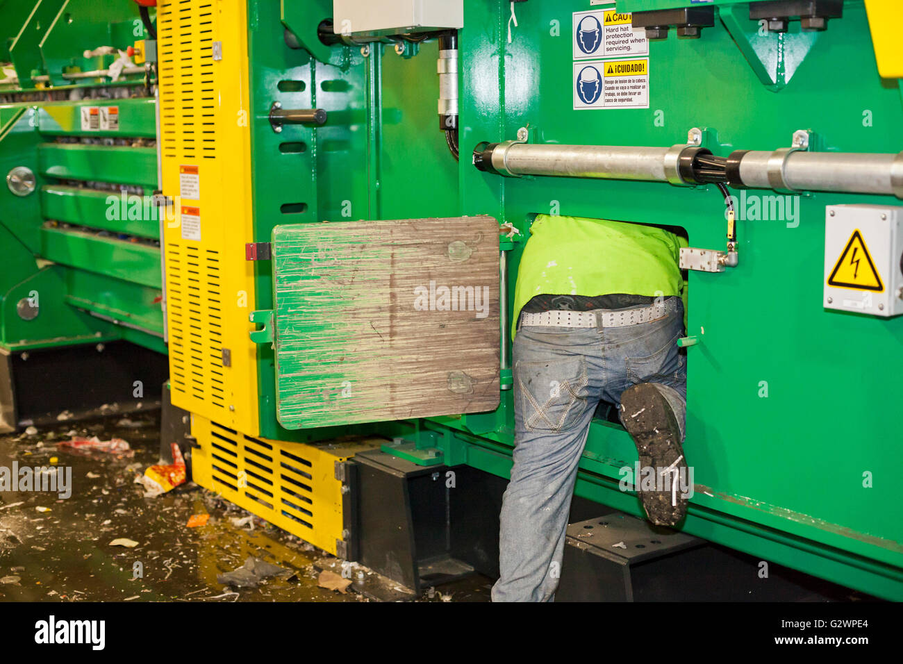 Southfield, Michigan - i materiali ReCommunity impianto di recupero, dove i materiali riciclabili sono ordinati e pressare.. Foto Stock