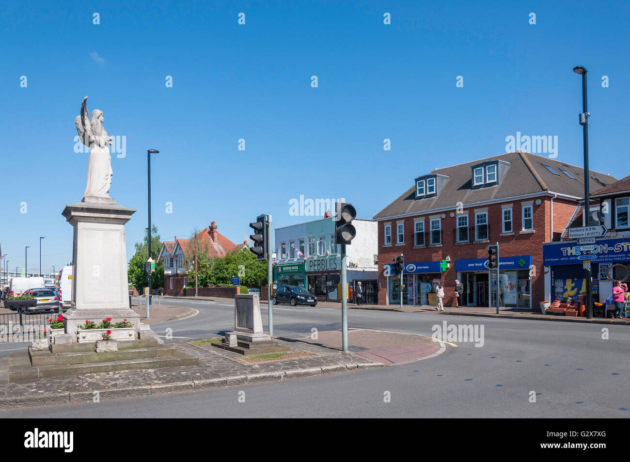 La Church Road, Ashford, Surrey, England, Regno Unito Foto Stock