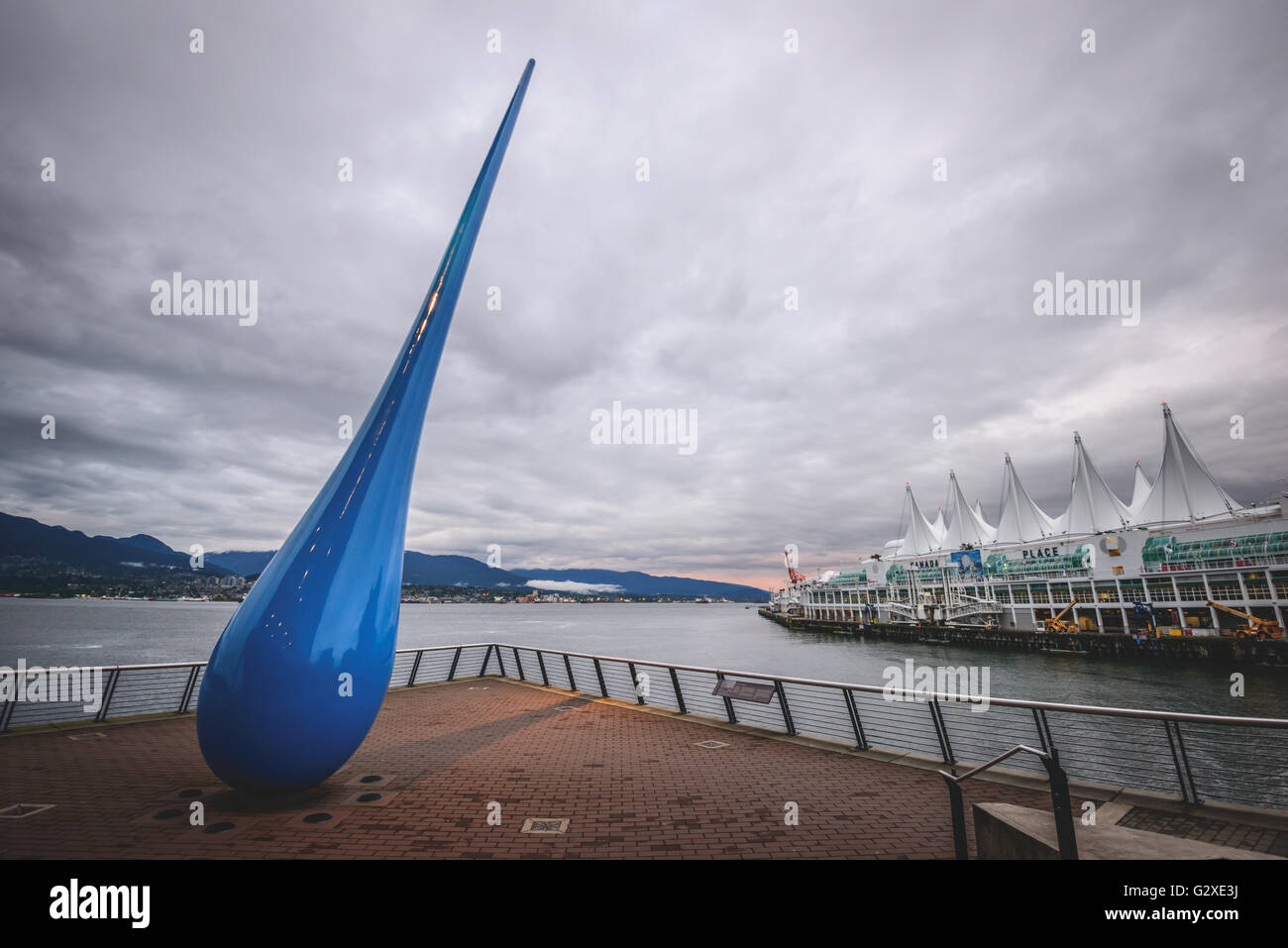 Un Raindrop scultura di Coal Harbour, Vancouver Foto Stock