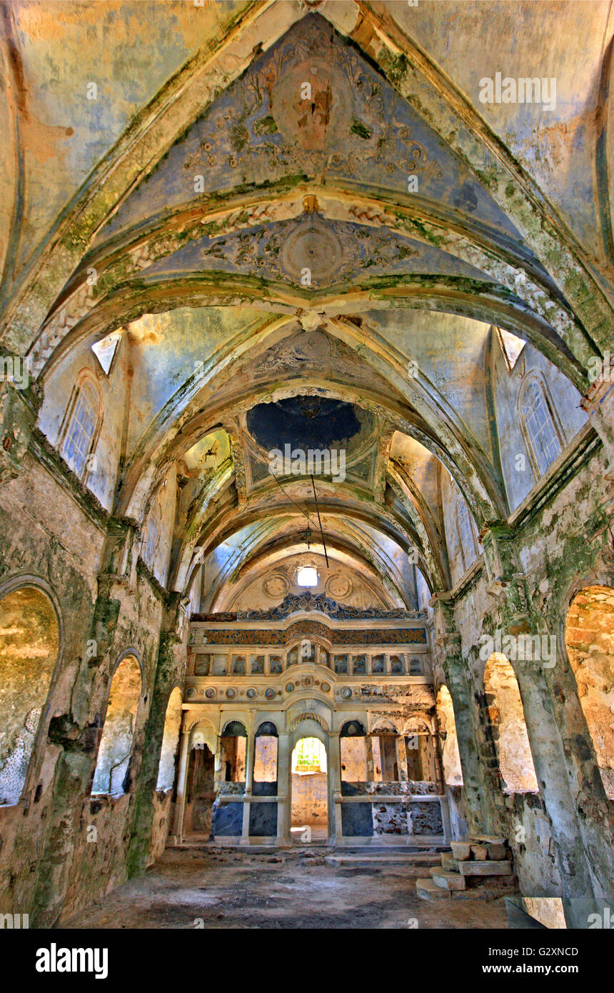 La vecchia chiesa greco-ortodossa di Panagia Pyrgiotissa nel "villaggio fantasma' di Kayakoy Lycia, Provincia di Mugla, Turchia. Foto Stock