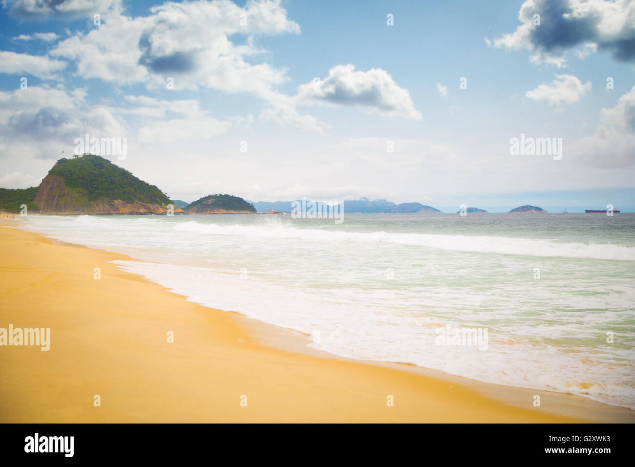 Copacabana . brasiliano della spiaggia di Rio de Janeiro, Brasile, Sud America. Foto Stock