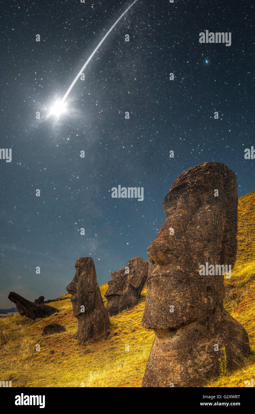 Stella Cadente . Moais a Ahu Tongariki (l'isola di pasqua, Cile) Foto Stock