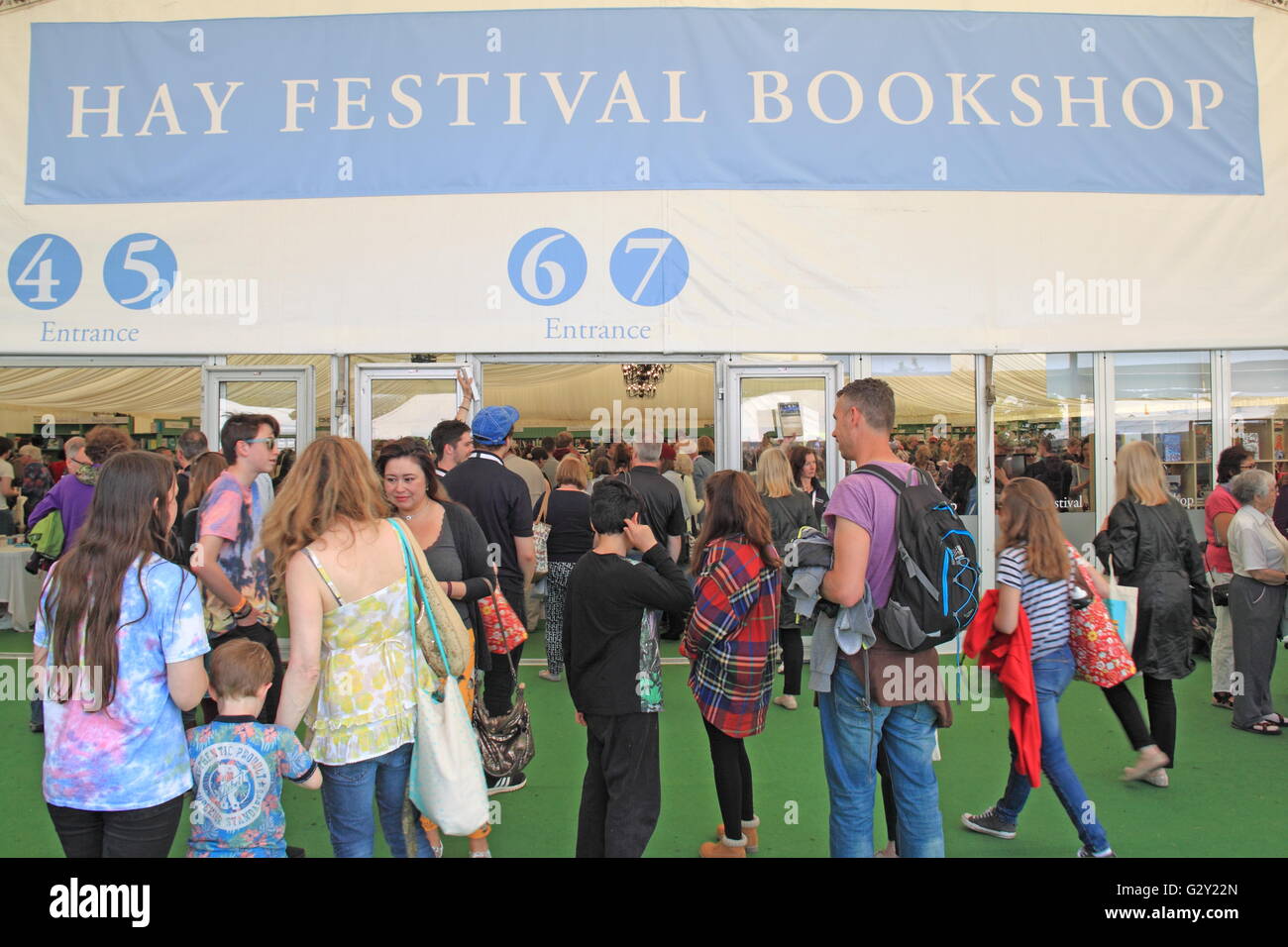 Bookshop, Hay Festival 2016, Hay-on-Wye, Brecknockshire, Powys, il Galles, la Gran Bretagna, Regno Unito, Gran Bretagna, Europa Foto Stock