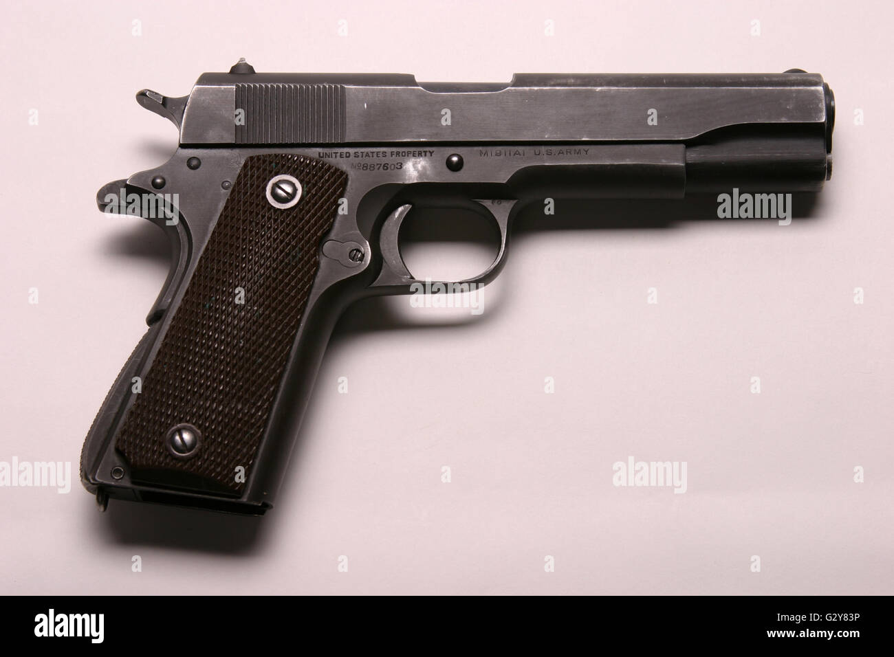 Problema del governo WWII Colt .45 Foto Stock