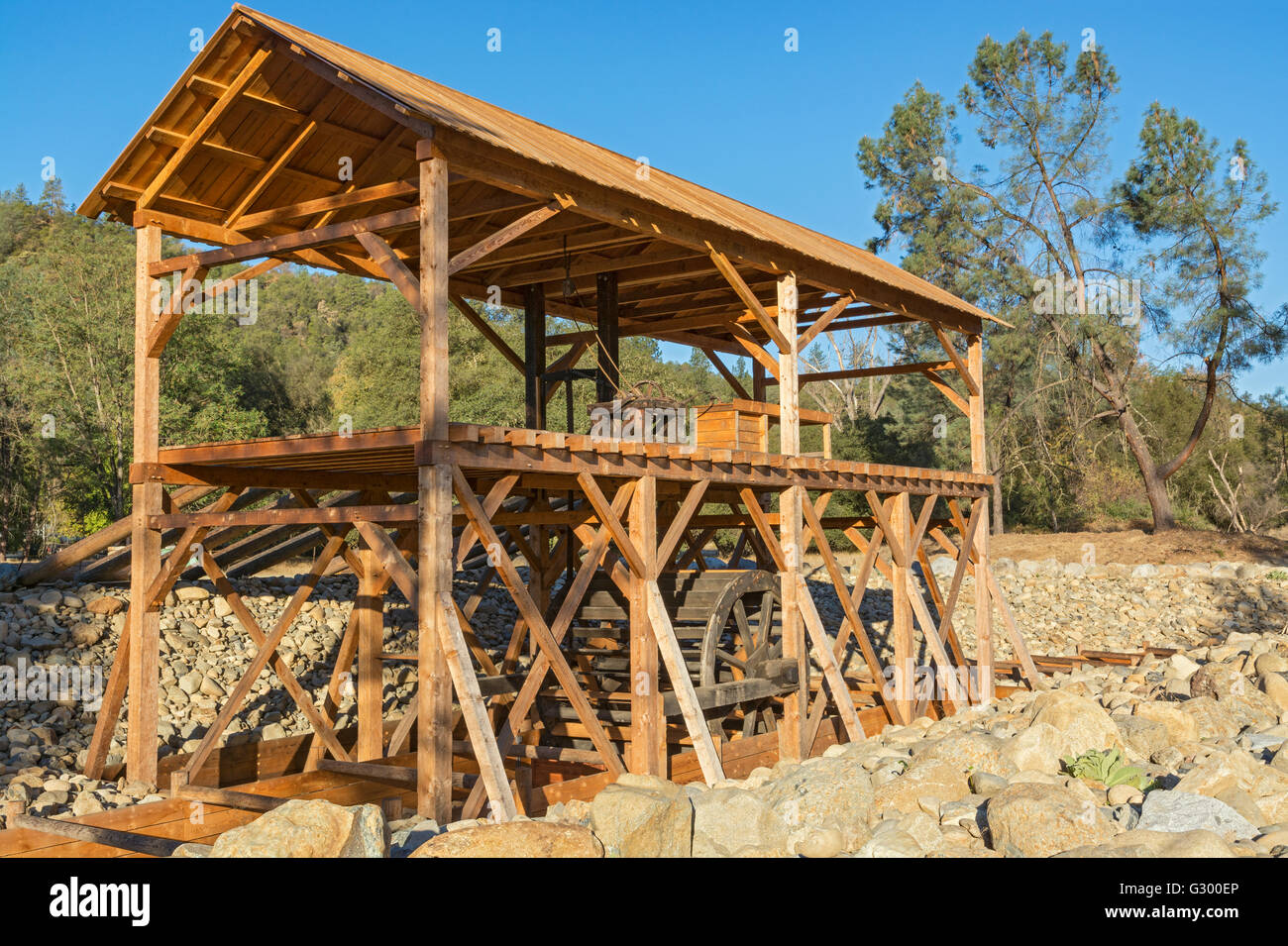 California, Coloma, Marshall Gold Discovery State Historic Park, Sutter's Mill replica Foto Stock