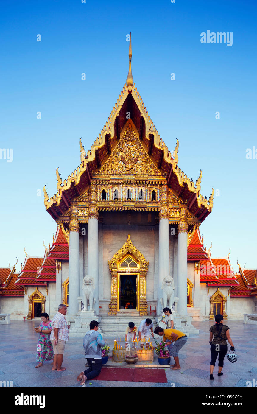 Sud Est Asia, Thailandia, Bangkok, il tempio in marmo, Wat Benchamabophit Foto Stock