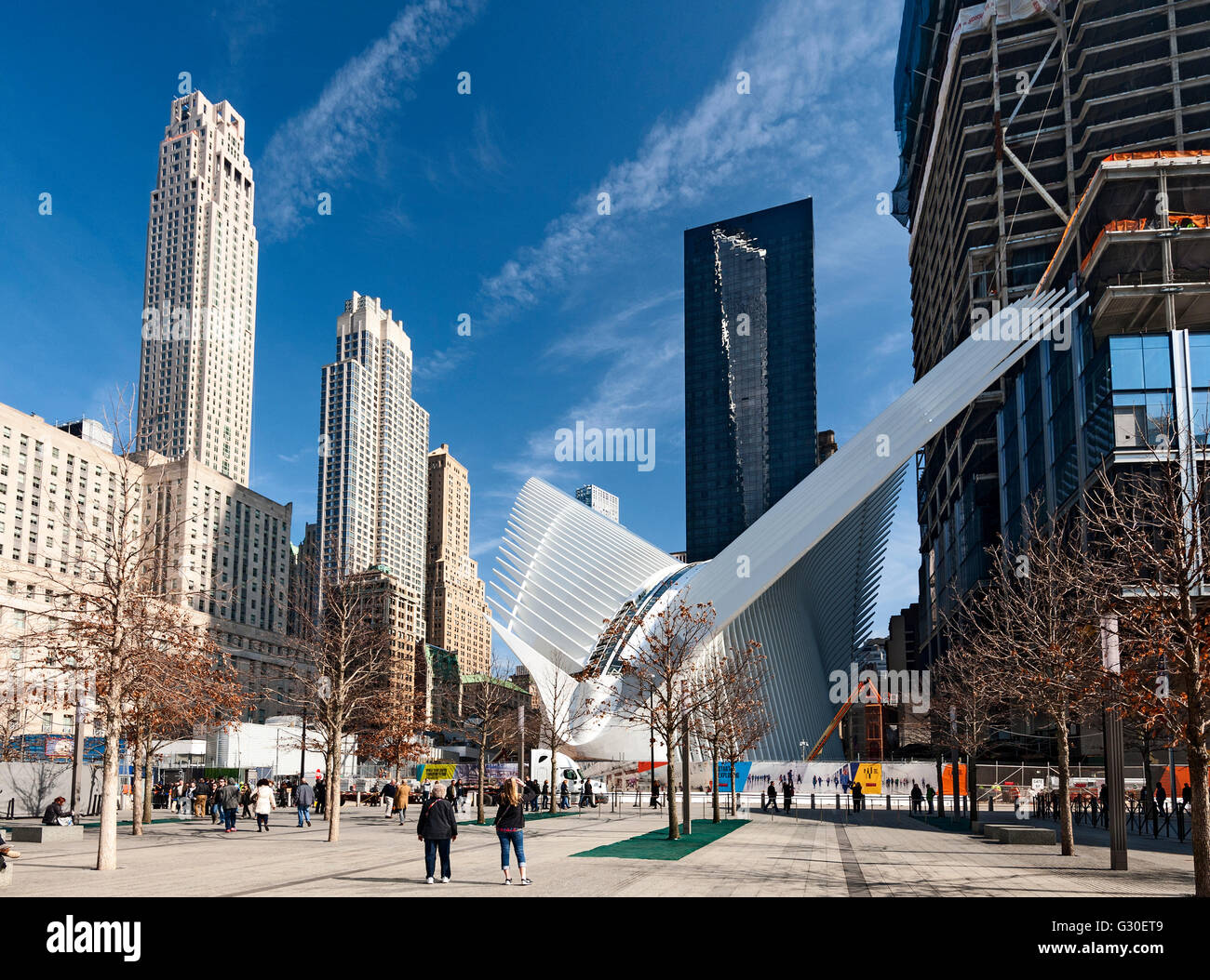 Occhio, il trasporto hub dall'architetto Santiago Calatrava, al WTC 9/11 Memorial Plaza, Manhattan, New York City. Foto Stock