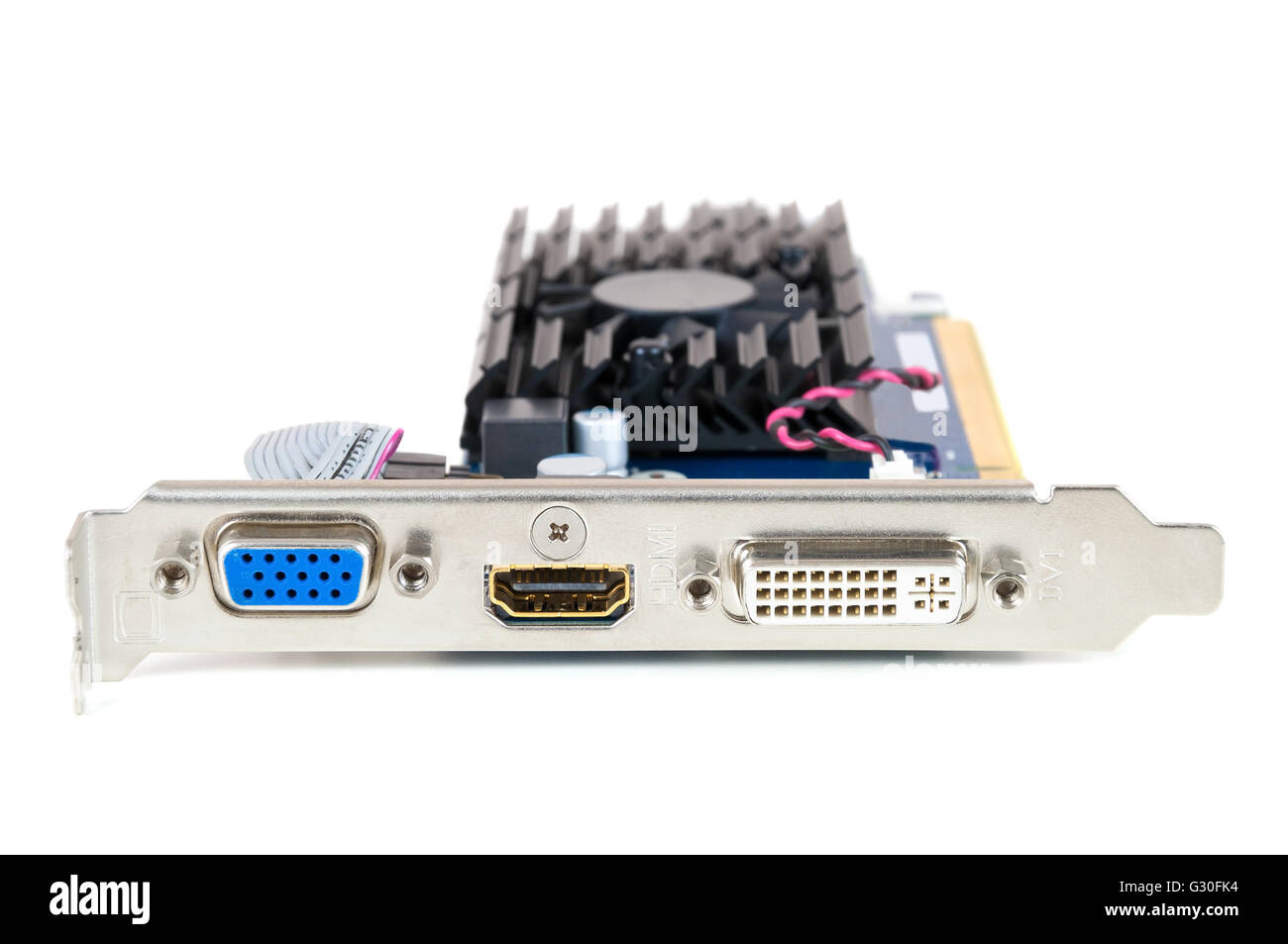 Computer graphics card isolato su sfondo bianco con tracciato di ritaglio Foto Stock