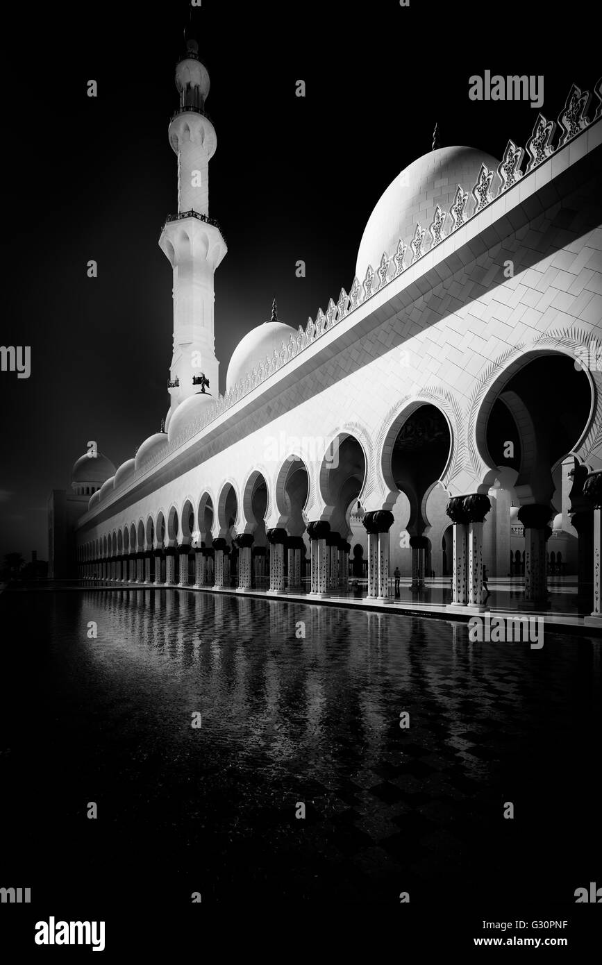La trascendenza, Sheikh Zayed Grande Moschea di Abu Dhabi Foto Stock