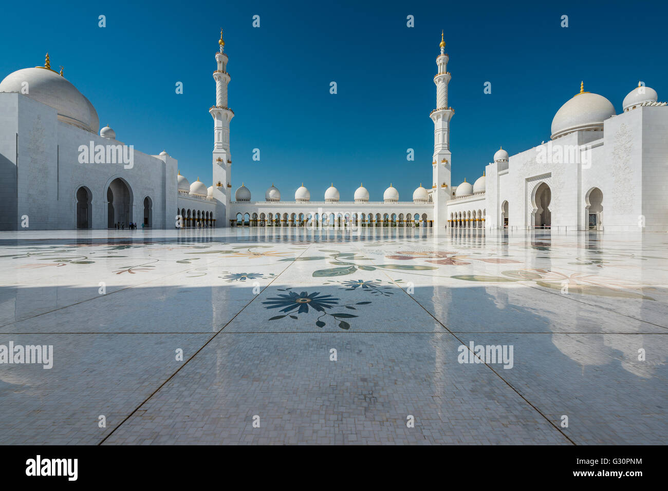 La trascendenza, Sheikh Zayed Grande Moschea di Abu Dhabi Foto Stock