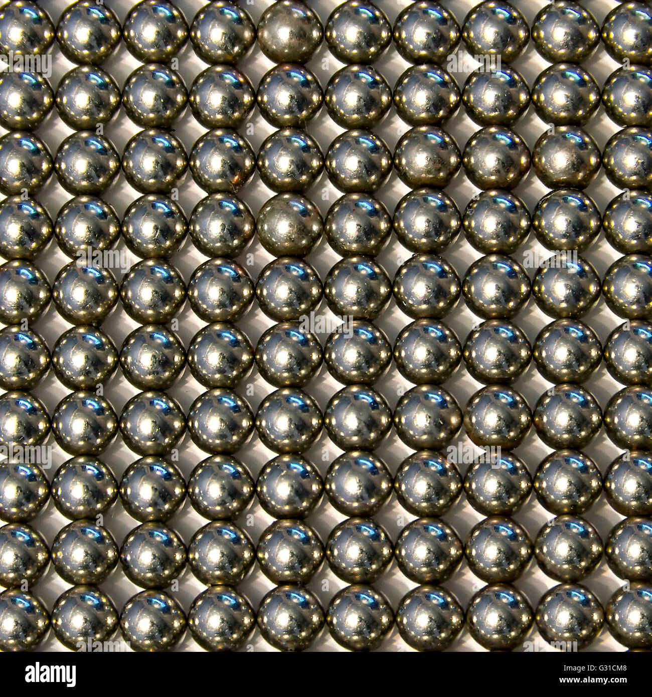 Palline magnetiche, è costituito di metallo Foto stock - Alamy