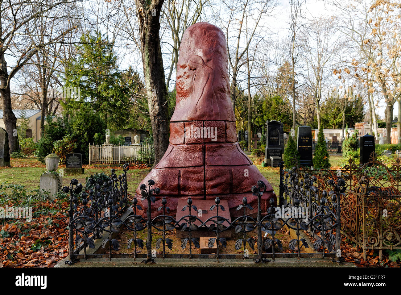 Berlino, Germania, girato invernale haustes tomba per Heinrich von Stephan Foto Stock