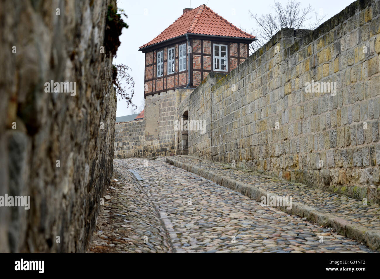 Quedlinburg, Germania, Schenkgasse con padiglione di Klopstock house Foto Stock
