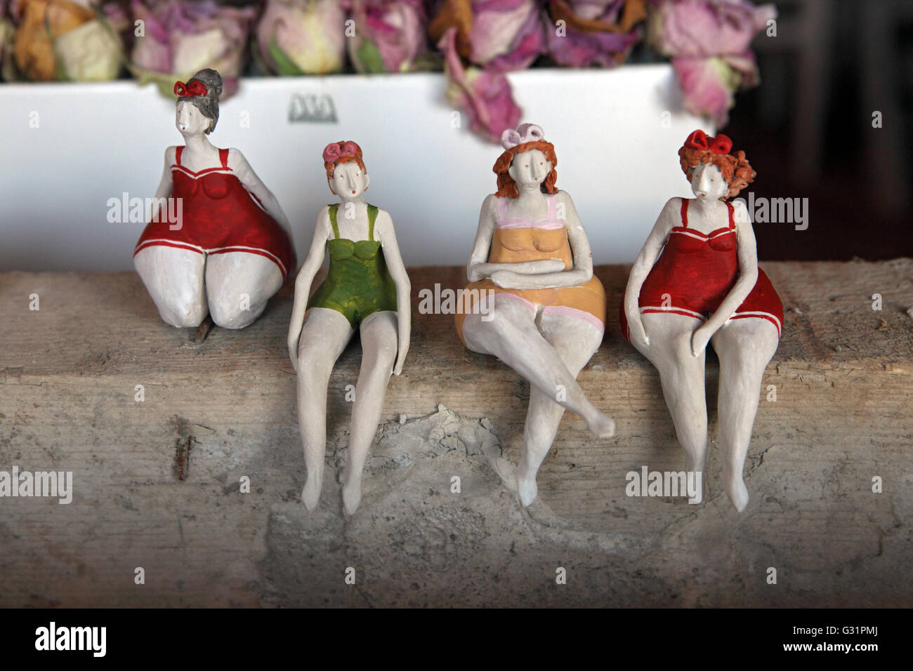 Zuerich, Svizzera, chubby figure femminili nella vetrina di un negozio. Foto Stock