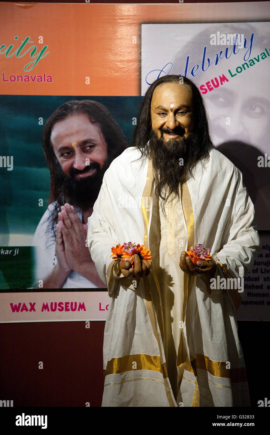 L'immagine di Shri Shri Ravi Shankar statua di cera in Lonavala Wax Museum, India Foto Stock L'immagine di Shri Shri Ravi Shankar statua di cera in Lonavala Wax Museum, India Foto Stock