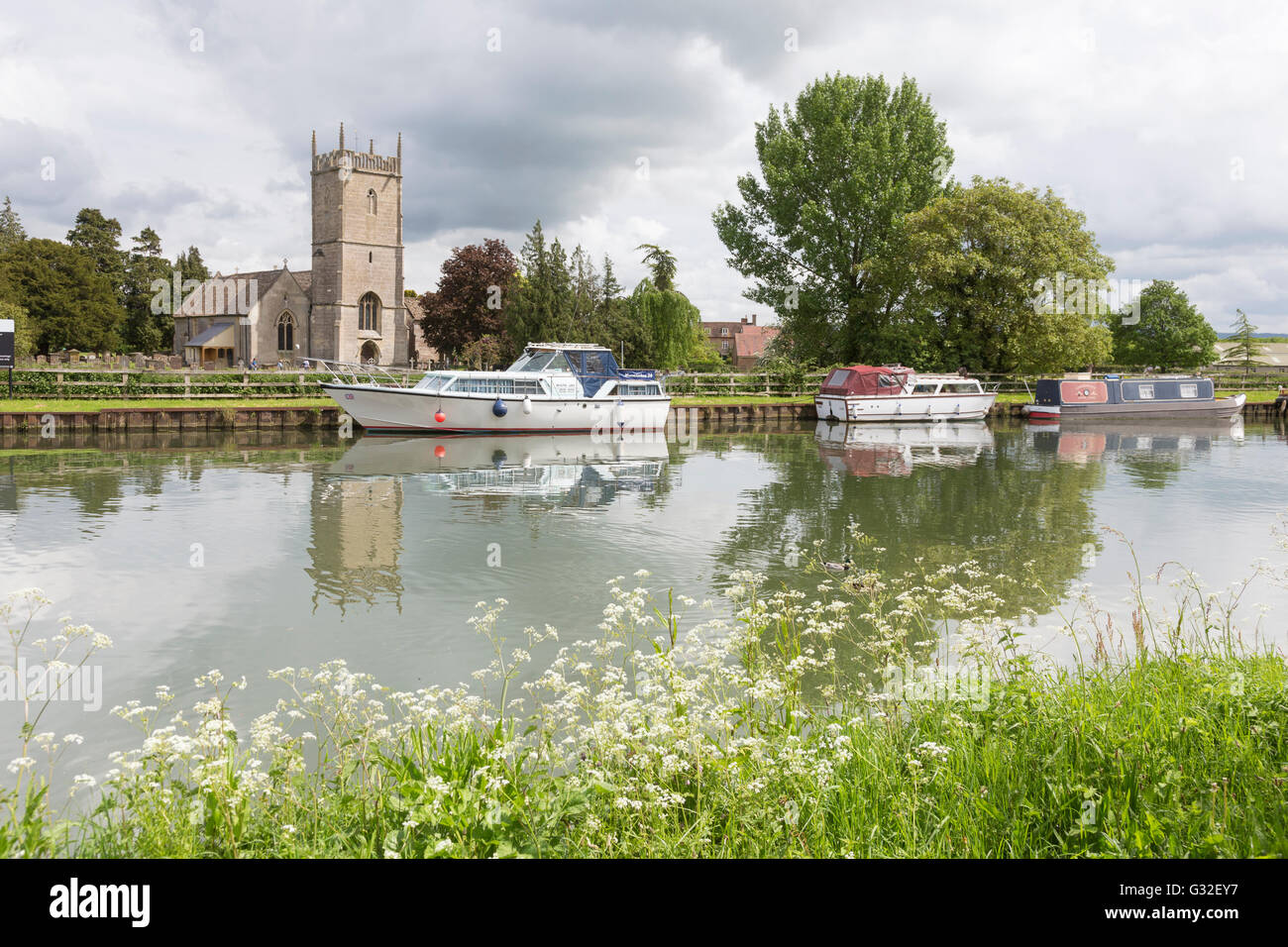 Il Gloucester e Nitidezza Canal vicino Frampton on severn, Gloucestershire, England, Regno Unito Foto Stock