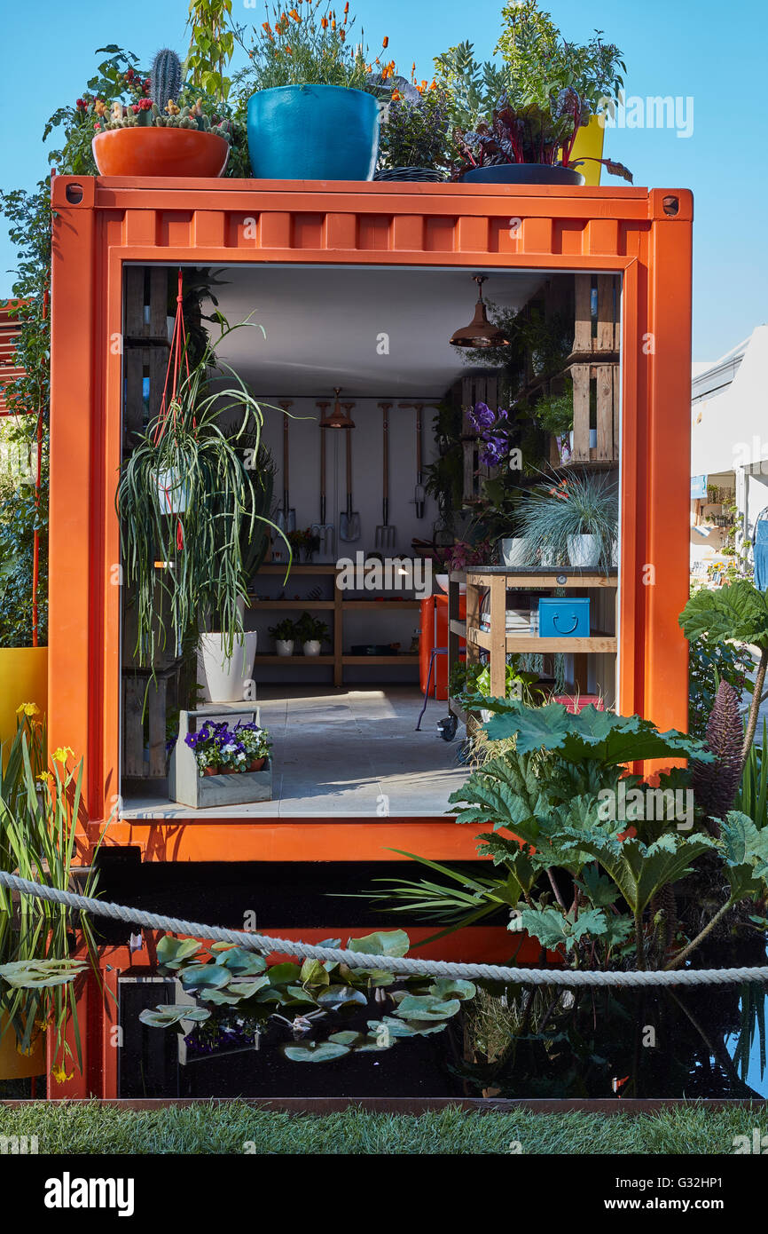 Chelsea Flower Show 2016 Designer Gardens Ann-Marie Powell Greening grigio Gran Bretagna RHS Garden Foto Stock