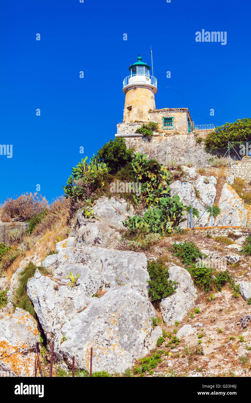 Faro di Fortezza vecchia di Corfu', l'isola di Corfù, Grecia Foto Stock