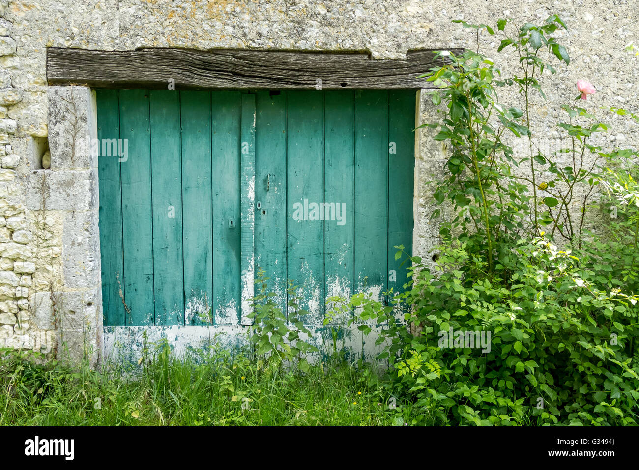 Antica entrata per un fienile nella parte sud-ovest della Francia. Foto Stock