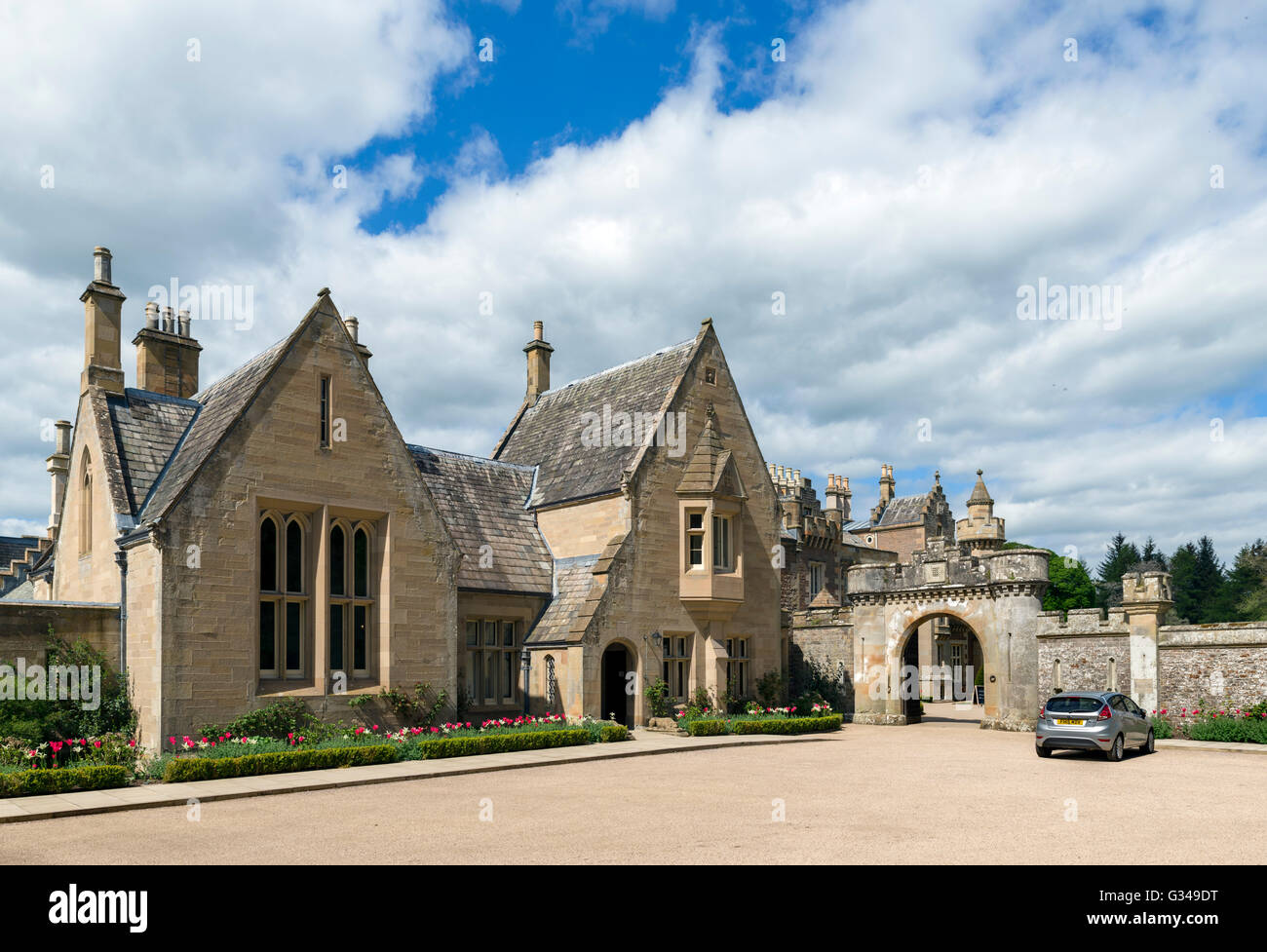 Abbotsford House, ex casa del romanziere e poeta Sir Walter Scott, Melrose, Scottish Borders, Scotland, Regno Unito Foto Stock