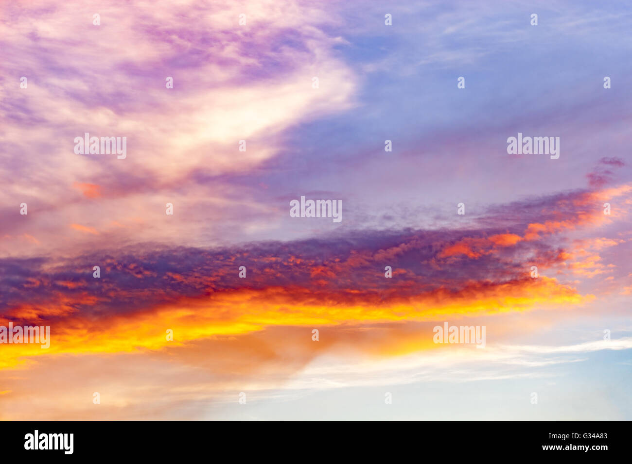 Bel tramonto Cielo astratto utilizzato per lo sfondo. Foto Stock