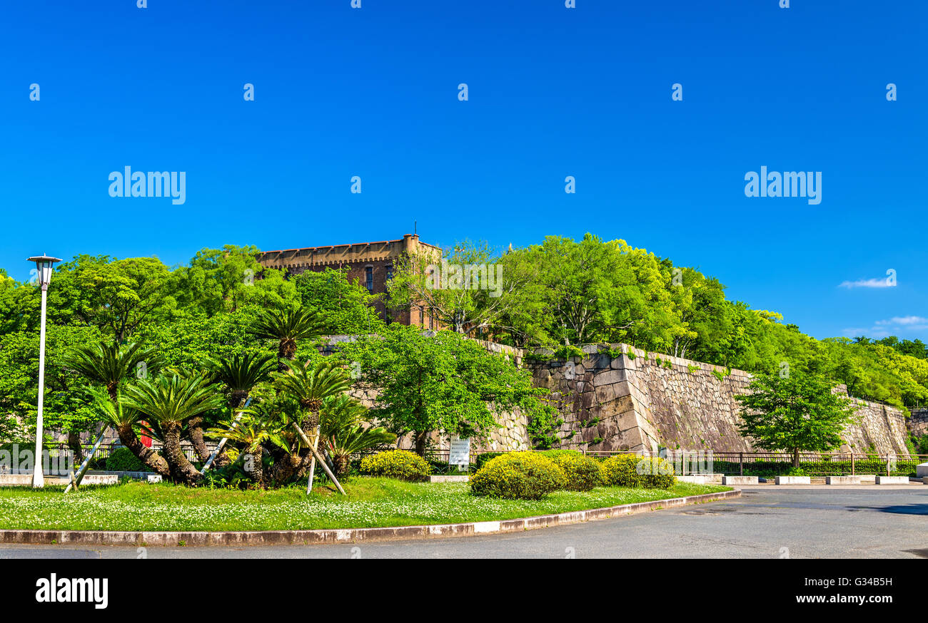 Mura di cinta del castello di Osaka in Giappone Foto Stock