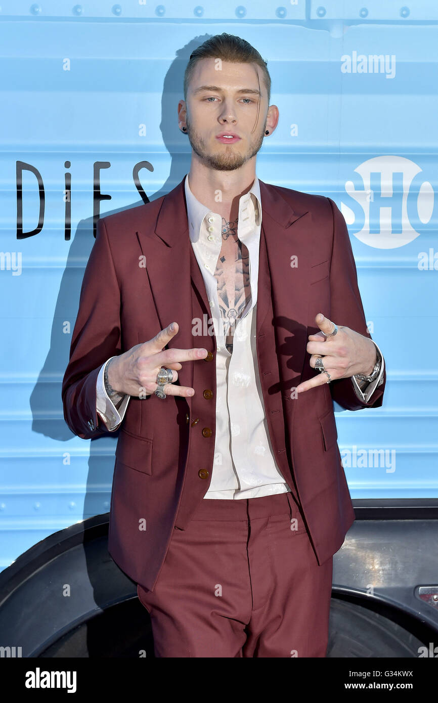 Richard Colson Baker / Machine Gun Kelly assiste la premiere per Showtime 'Roadies' al teatro presso Ace Hotel su Giugno 06, 2016 a Los Angeles, California. | Verwendung weltweit Foto Stock