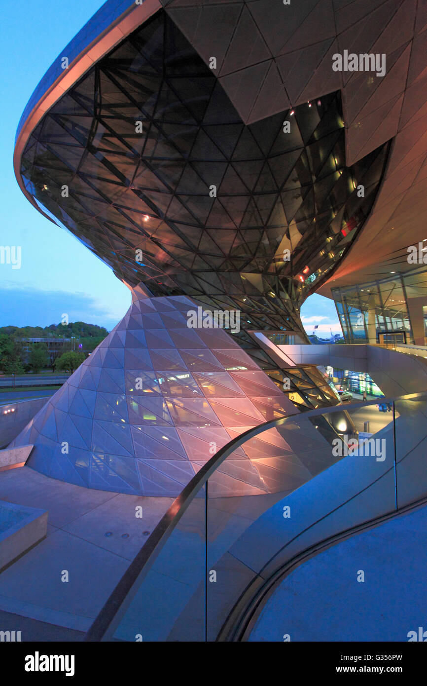 In Germania, in Baviera, Monaco di Baviera, BMW Welt, BMW World, architettura moderna, Foto Stock