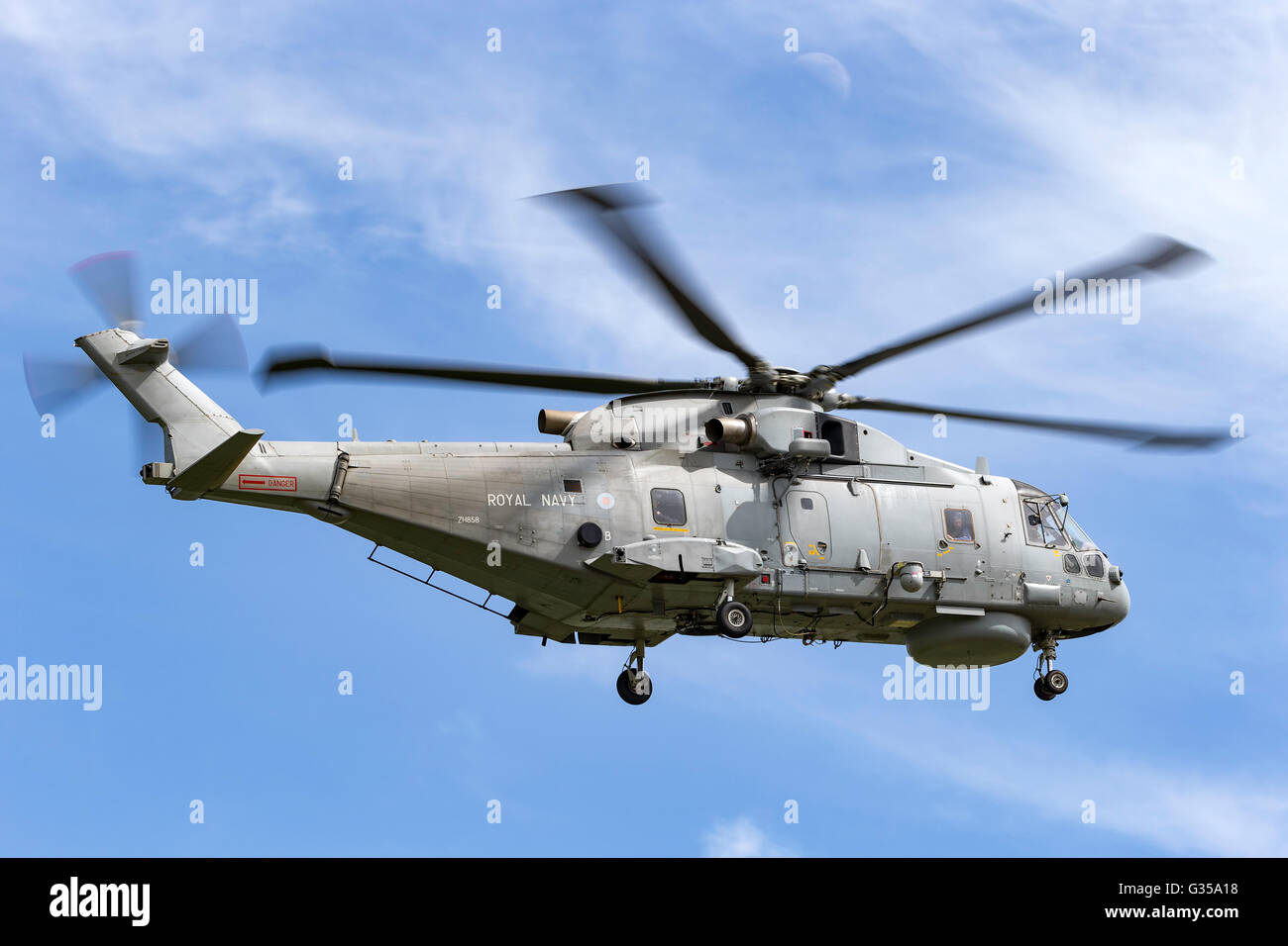 Royal Navy Fleet Air Arm AgustaWestland AW101 (EH Industries EH-101) Merlin HM.1 Elicottero ZH858 Foto Stock