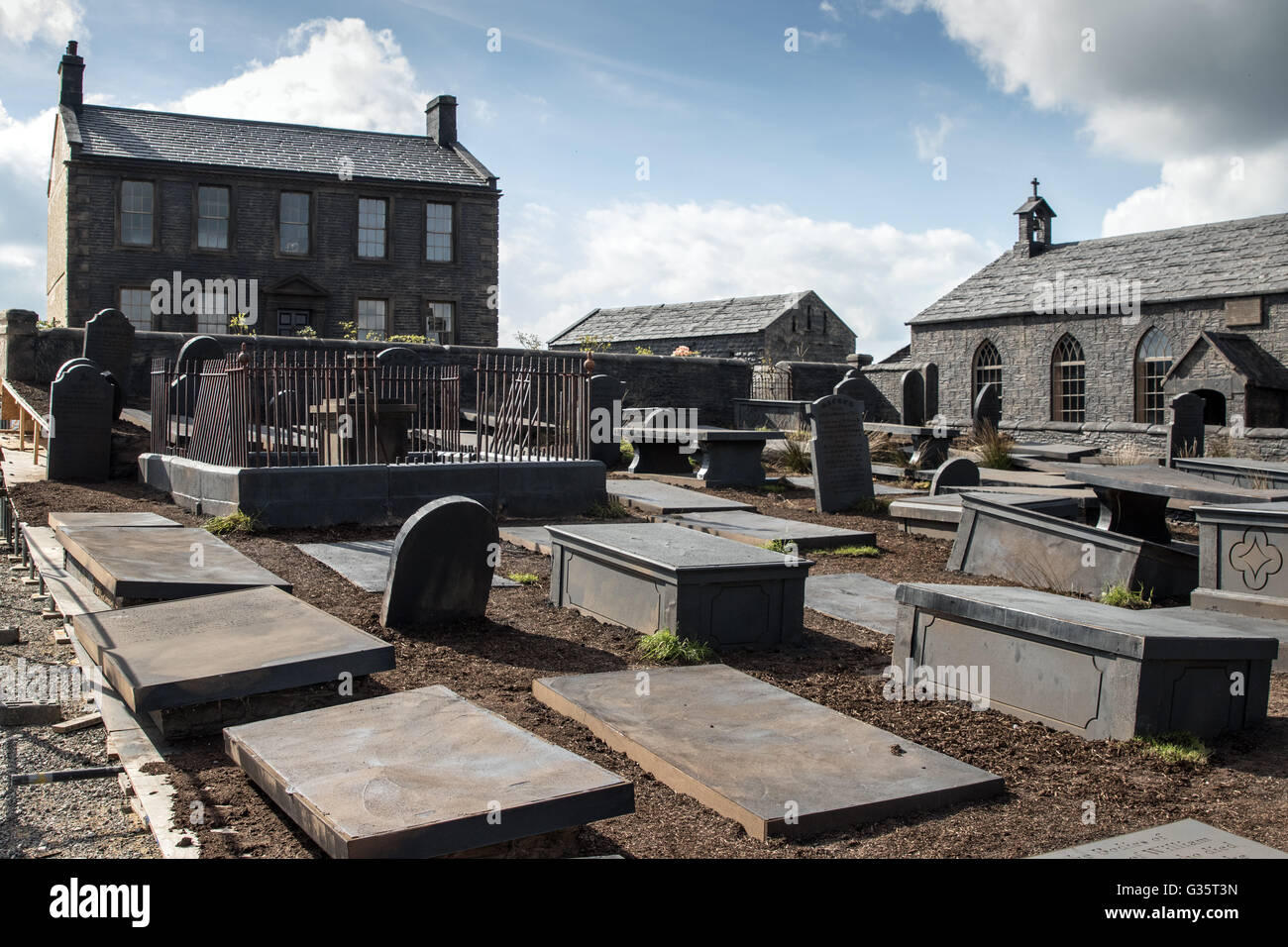 Un mock up del Haworth Parsonage creato come un set cinematografico per Sally Wainwright la produzione della BBC a camminare invisibile Foto Stock