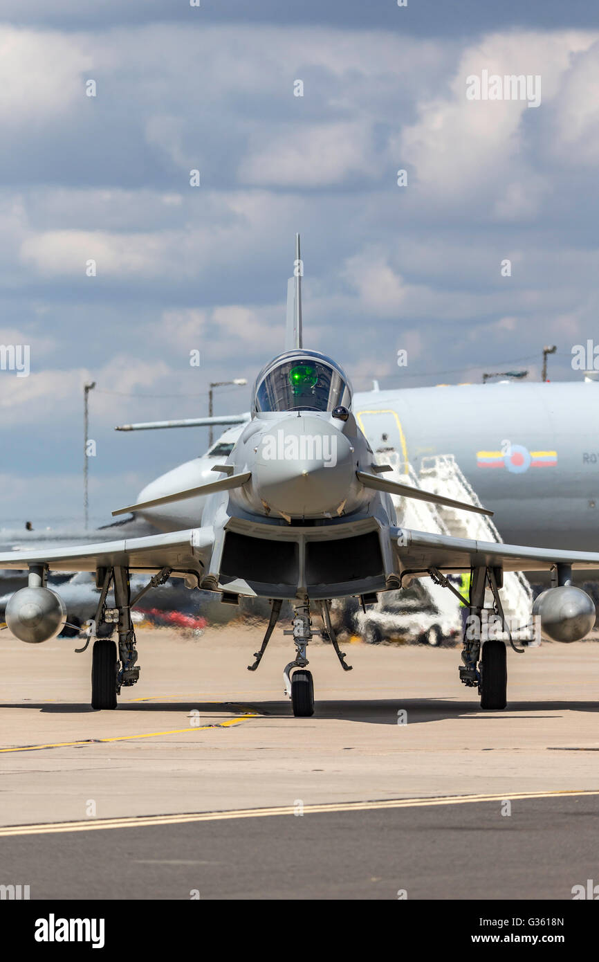 Royal Air Force (RAF) Eurofighter EF-2000 Typhoon ZK383 da 29 Squadriglia con base a RAF Coningsby. Foto Stock