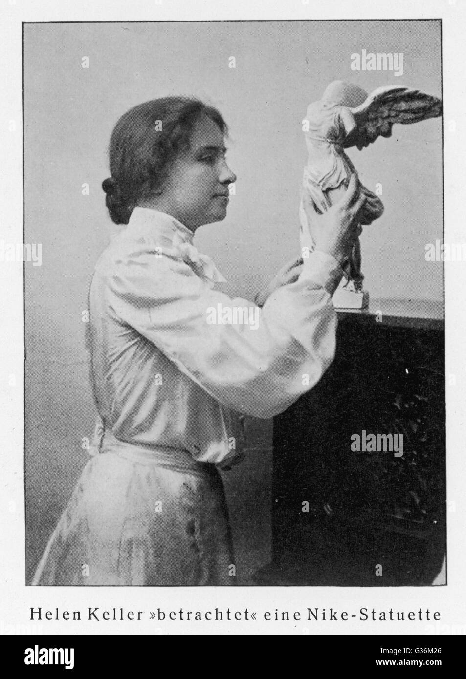 HELEN Adams Keller (1880-1968), l'autore americano e docente che era rimasto cieco e muto e sordo all'età di 19 mesi. Foto Stock