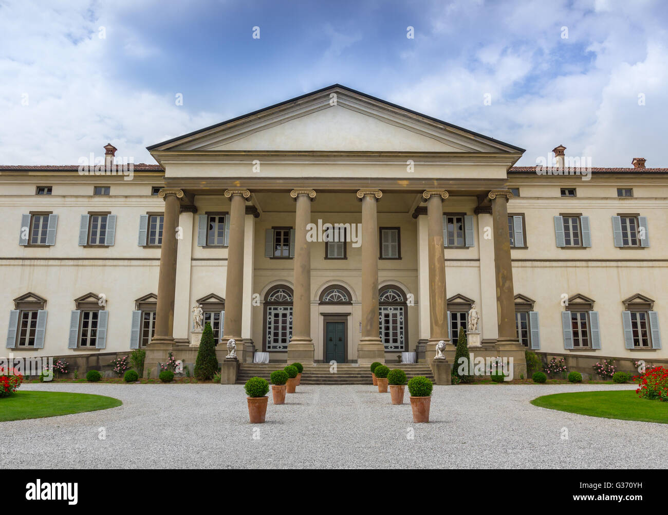 Caratteristica villa italiana utilizzata per cerimonie e matrimoni Foto Stock