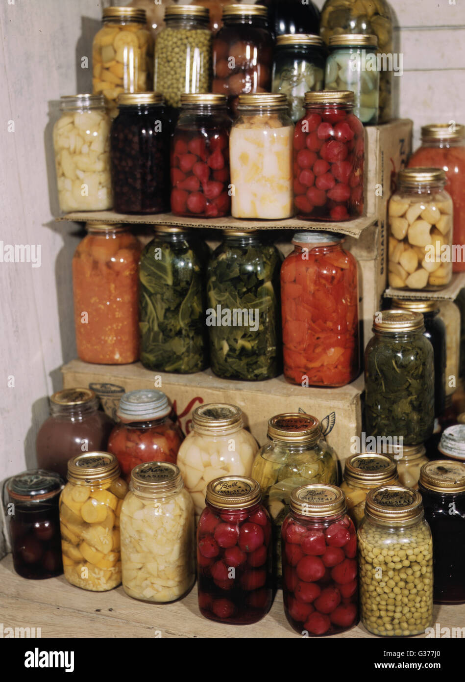 Visualizzazione della home-conserve alimentari Foto Stock