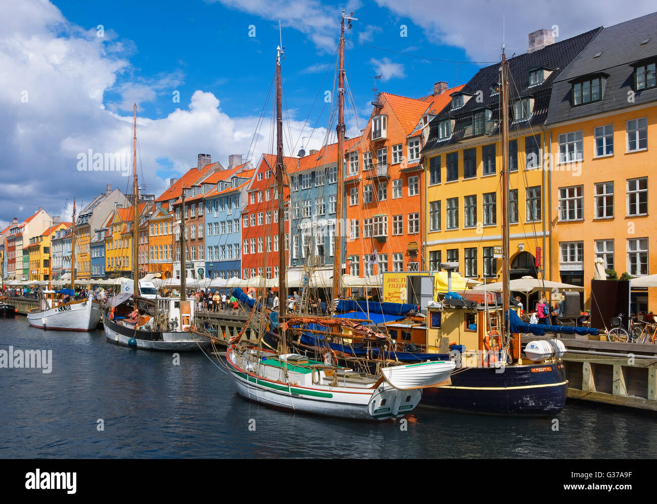 Porto di Nyhavn a Copenaghen Foto Stock