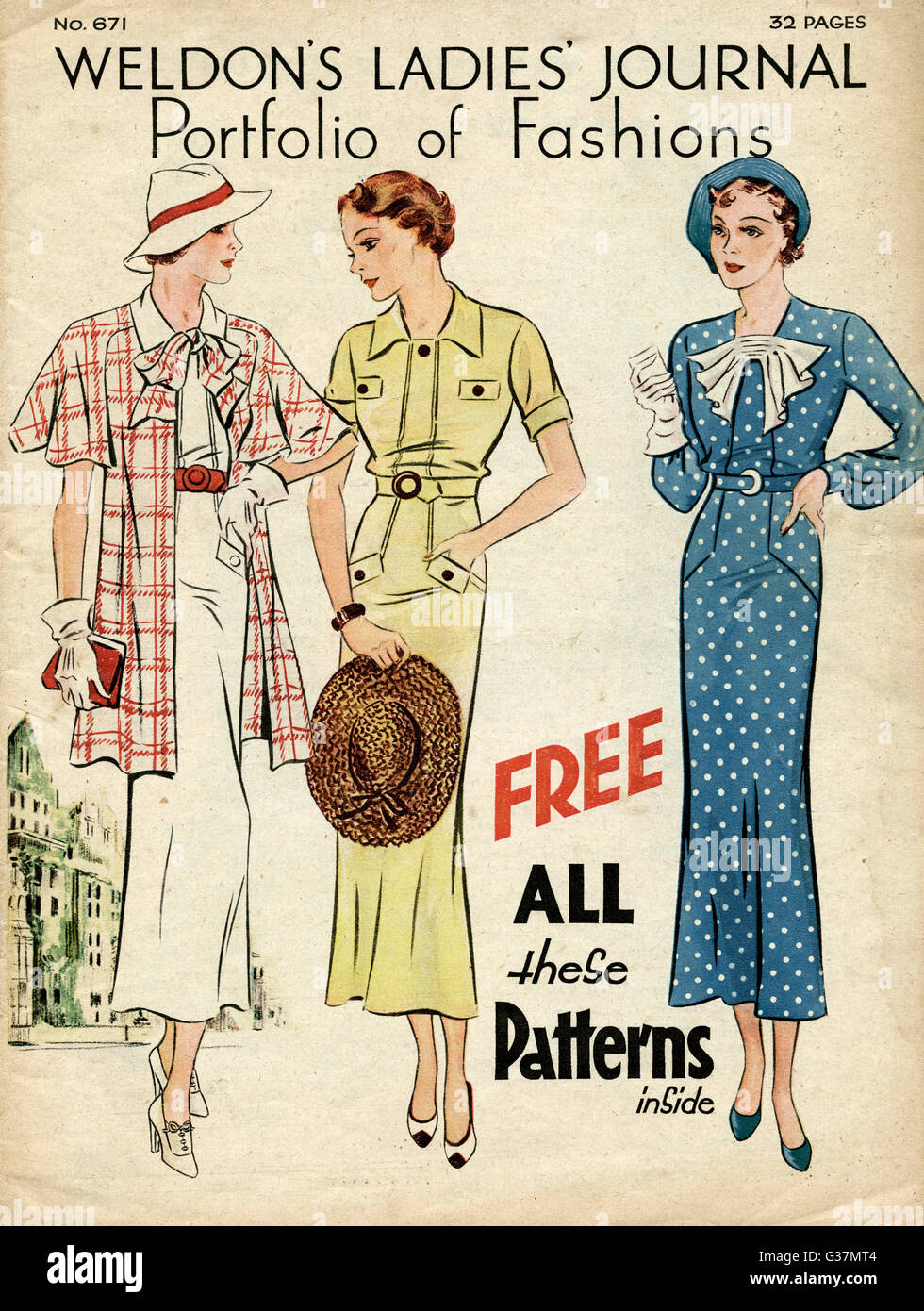 Pagina da un catalogo di una rivista di moda di tre anni trenta donne che  indossano high waist, lunga lunghezza molla abbigliamento data: 1935 Foto  stock - Alamy