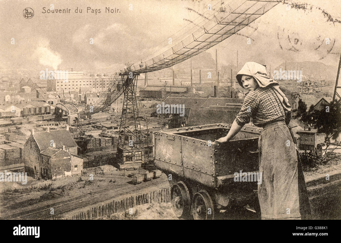 DONNE CHE LAVORANO/CARBONE Foto Stock