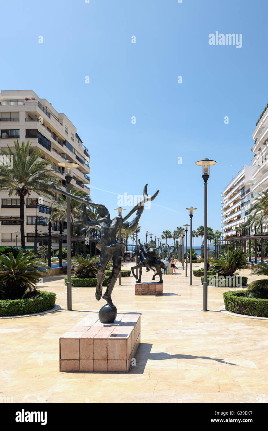 Statua di Mercurio di Salvador Dali a Marbella Foto Stock