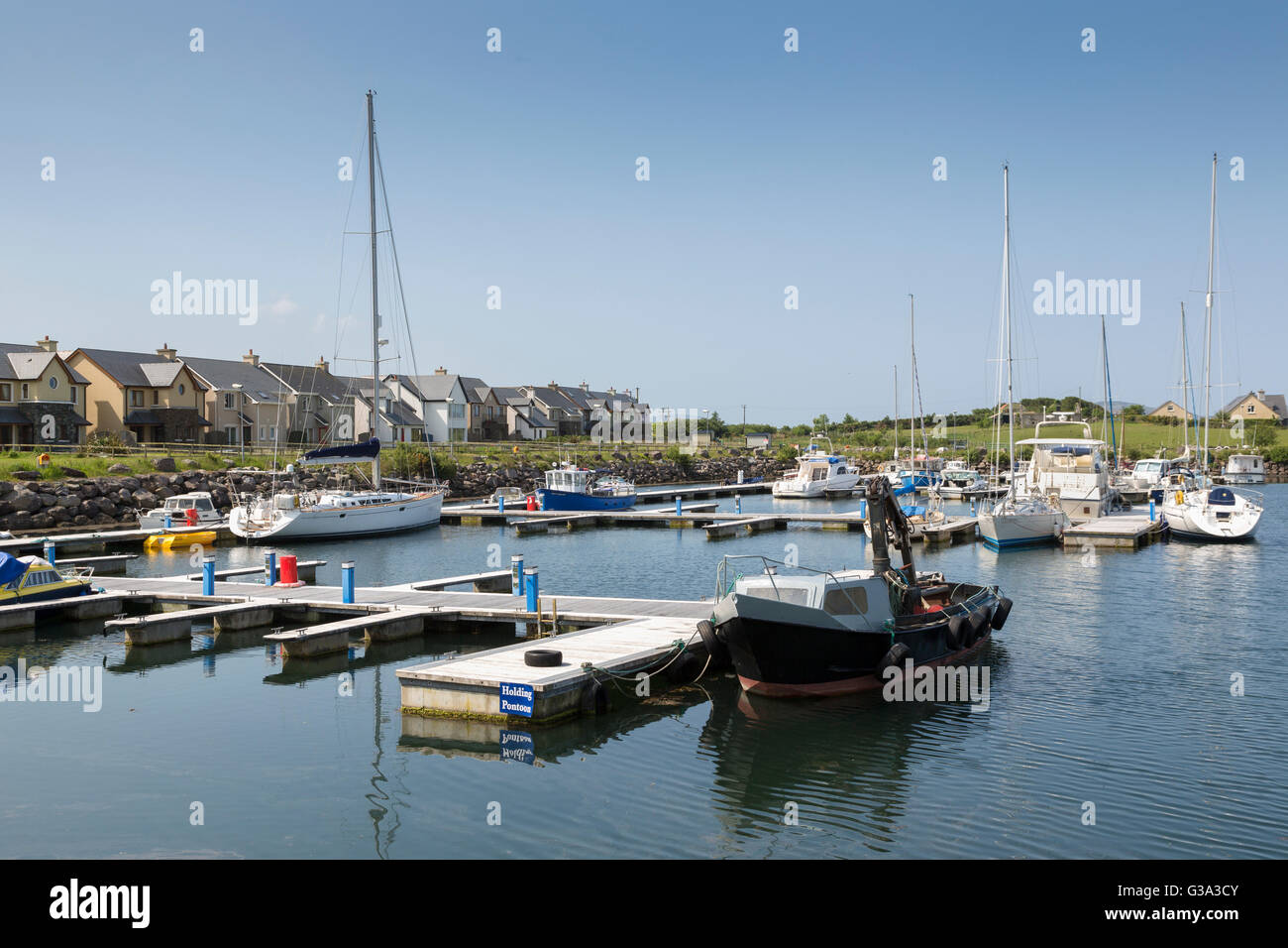 Cahersiveen Marina, nella contea di Kerry Irlanda Foto Stock