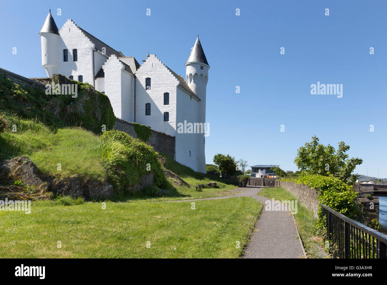 Vecchia Caserma Edificio, Cahersiveen, nella contea di Kerry Irlanda Foto Stock