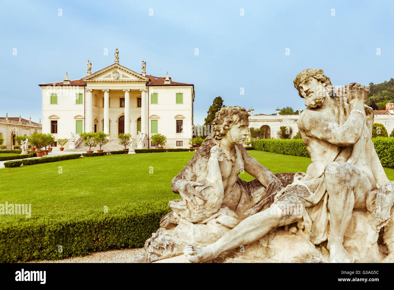 Vicenza, Italia - 13 Maggio 2015: Villa Cordellina Lombardi, costruito nel XVIII secolo su progetto dell architetto Giorgio Massari su me Foto Stock