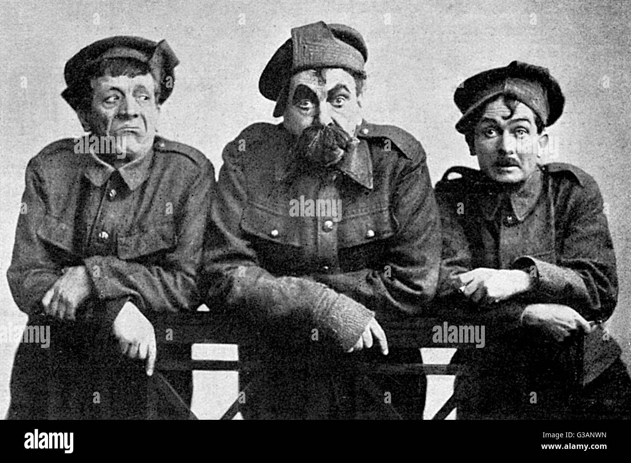 The Cast of the Better 'Ole - Bruce Bairnsfather Play, WW1 Foto Stock